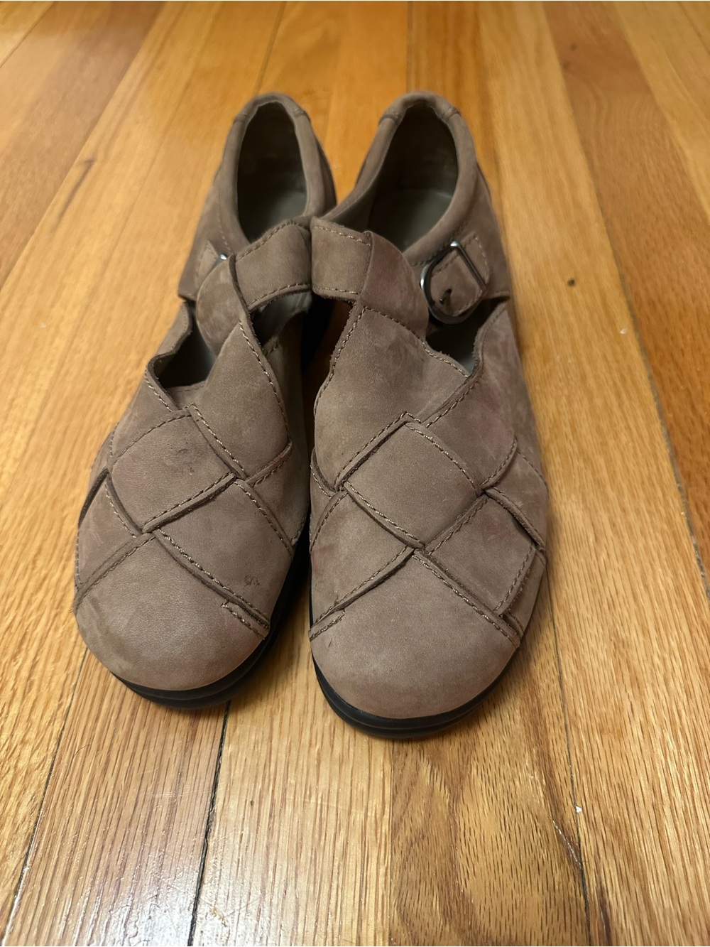 Liz Claiborne Woven Taupe Slip-On Loafers 8 1/2 M